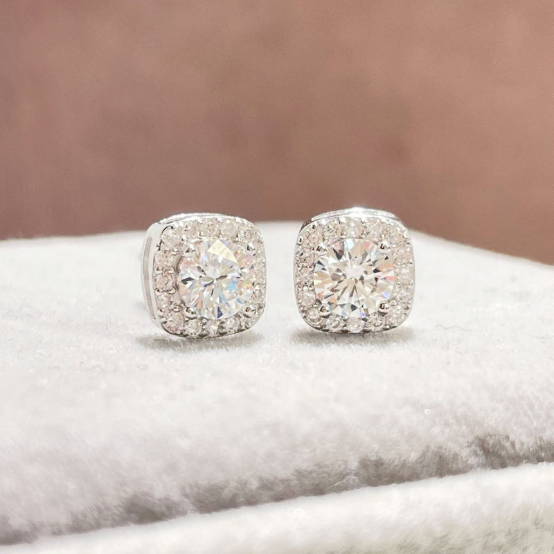1 Carat Moissanite 925 Sterling Silver Stud Earrings
