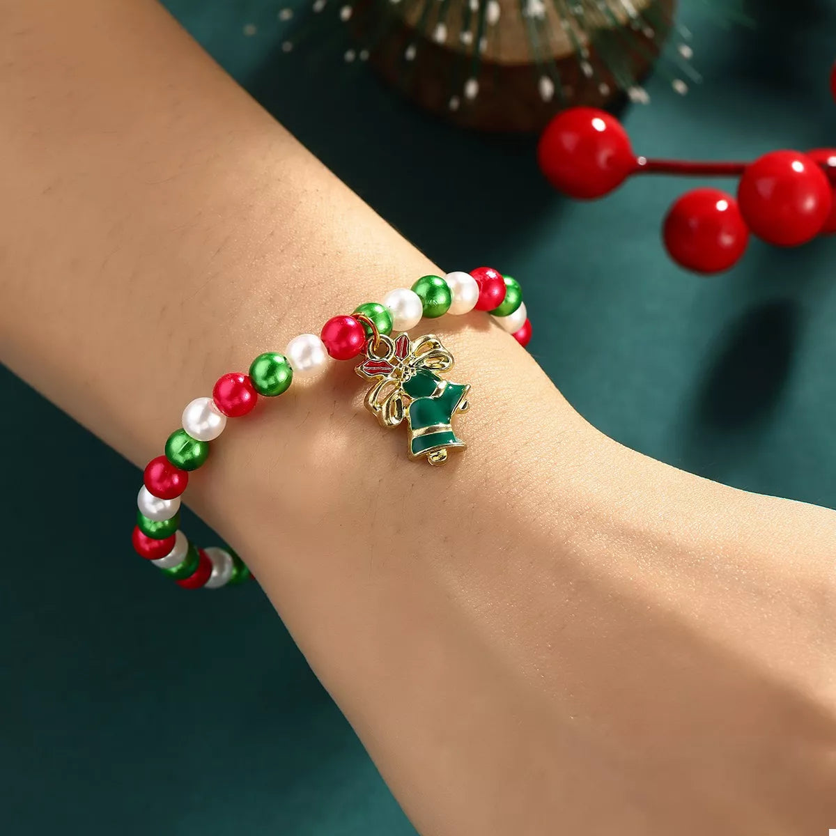 5 Piece Christmas Synthetic Pearl Bracelet