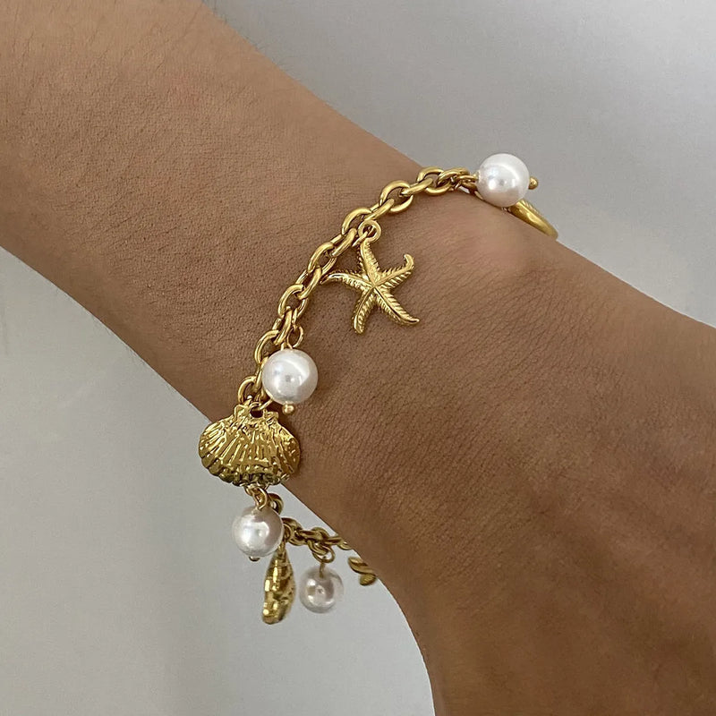 Ocean Theme Stainless Steel Chain Bracelet with Seashell and Starfish Pendants
